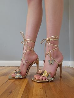 Fairy Heels, Butterfly Heels, Pretty Heels, Butterfly Shoes, Fairy Shoes, Fancy Heels, Heels Aesthetic, Dr Shoes, Fashion Shoes Heels