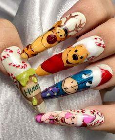 #nails #nailart #winniethepooh #uñaslargas Winnie The Pooh