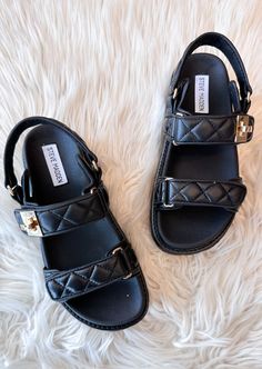 steve madden Chunky Sandals Outfit, Dad Sandals, Steve Madden Sandals, Sandals Outfit, Flatform Sandals, Chunky Sandals, 2 Inch Heels, Steve Madden Shoes, Platform Sandals