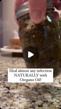 Instagram Boost, Oregano Oil, Amber Bottles, Immunity Booster, Cold Remedies, Family Health, Simple Recipe, Medicinal Plants, Extra Virgin