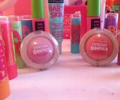 . 2010 Makeup Products, 2010 Makeup, Makeup 2000s, 2012 Aesthetic, Boys Makeup, Discontinued Makeup, Drugstore Blush, Cutesy Clothes