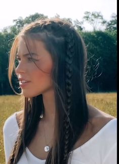 Hair Stylies, Hot Hair Styles, Hairdo For Long Hair, Hair Stylist Life, Easy Hairstyles For Long Hair, Stylish Hair, Aesthetic Hair, Summer Hairstyles