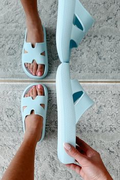 Color: Light Blue Style: Slide Sandals Textured Foam Material H-Strap 1.75" Platform Sole Comes In Whole Sizes - If Between, Size Up Runs True To Size Launched: 7/7/24 Color Light Blue, Blue Style, Blue Outfit, State Of Mind, Slide Sandals, Blue Fashion, Color Light, Over 50, Slides