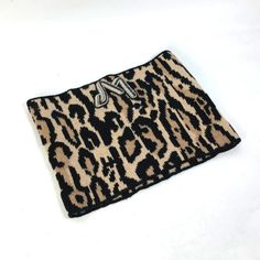 Name: Louis Vuitton Leopard Leopard Print Snood Lv Rheogram Sequin Scarf Shape: Scarf Model No.: M74049 Code: Rn0139 Color: Brownxblack Material: Wool / Rayon Approx Size: W12.8 X H9.4inch / W32.5cm X H24cm Measured Horizontally Listed Hand Measurements May Have A 1-2cm Difference. Gender: Women's Additional Items: None Item Rank: Used A Rank Condition Details: Outside:Light Stains Inside:Light Stains Notices:There Is A Surface Fluffing,Internal Fluffing Available Product Introduction: For The Point Of Coordination. Louis Vuitton Leopard, Sequin Scarf, Used Louis Vuitton, Louis Vuitton Accessories, Light Stain, Other Colors, Scarf Accessory, Black And Brown, Leopard Print