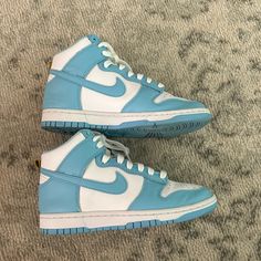 Size 6 Men’s Light Blue Nike High Rise Dunks. Barely Worn, Look Brand New Expect A Little Dirty On The Bottom Of The Shoe. Sporty Blue High-top Sneakers With Gum Sole, Light Blue Casual Basketball Shoes For Streetwear, Casual Light Blue Basketball Shoes For Streetwear, Nike High-top Casual Sneakers With Cushioned Footbed, Nike Casual High-top Sneakers With Cushioned Footbed, Casual Light Blue Skate Shoes For Streetwear, Casual Light Blue Lace-up Skate Shoes, Sporty High-top Light Blue Skate Shoes, High-top Light Blue Skate Shoes For Streetwear