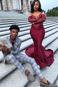 Black Mermaid Prom Dress, Prom Dress Burgundy, Prom Couples, Prom Inspo, Prom Dresses Long Mermaid, Prom Girl Dresses, Evening Party Gowns, Burgundy Prom Dress, Cute Prom Dresses