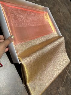 Concept Saree, Wedding Matching Outfits, Long Blouse Designs, Golden Saree, Bridal Makeup Images, Bridal Sarees South Indian, Simple Saree Designs, Makeup Images