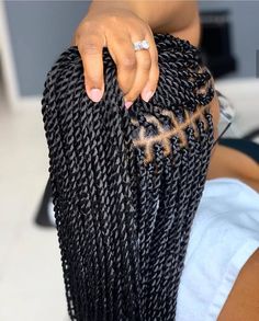 Black Women Hairstyles Knotless Twist, Twist Braids Hairstyles, Senegalese Twist Braids, Senegalese Twist Hairstyles, Braids Twist, Quick Hair, African Hair Braiding Styles, Box Braids Hairstyles For Black Women, Braided Cornrow Hairstyles