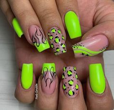 Beauty Bites, Fab Nails, Nails Arts, Square Nail Designs, Fancy Nails Designs, Simple Gel Nails, Colored Acrylic Nails, Dope Nail Designs, Toe Nail Designs