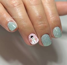 Winter Nails After Christmas, Christmas Short Nails Design, January Gel Nails Ideas, Holiday Toes, Winter Manicure Ideas, Nails Technician, Nail Art Cute, Snow Nails