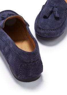 Hugs & Co. tasselled navy suede loafer driving shoes for women. Moccasin style driving loafers in luxurious navy suede outer and lined with a soft leather for extra comfort. The full rubber sole gives this classic loafer a more versatile twist! We recommend taking a size down in this full rubber sole style. Italian Suede Upper Rubber sole Natural Tan Leather Lining Traditional Hand Stitching Lightly Padded Insole Made in Portugal Moccasins Style, Driving Loafers, Natural Tan, Driving Shoes, Suede Loafers, Blue Suede, Shoes For Women, Tan Leather, Soft Leather