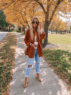 2024 Casual Outfits Women, Fall Outfits Women Pumpkin Patch, Instagram Recreate, Momma Outfits, 70 Degree Weather Outfit, Fashion Fall Outfits, Chique Outfit, Cozy Outfits, Pumpkin Patch Outfit