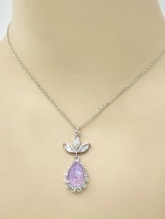 "* Beautiful Springtime and Summer Wedding Jewelry Set * A perfect shade of Swarovski Lavender Delite for complementing a myriad of wedding colors * Three brilliant CZ Leafs highlight the multi-faceted Swarovski Orchid Pear Teardrop Crystal Earrings;the total length of the Earrings are 1 3/8\" (31mm) * Please select from Gold, Rose Gold or Silver settings, and choose a different Swarovski Teardrop color if you wish * Matching adjustable Swarovski Bracelet has 15 Xirius Chatons, shown with 2 vari Elegant Purple Bridal Necklace For Wedding, Summer Wedding Jewelry, Wedding Jewelry Bridesmaids, Lavender Jewellery, Bridesmaids Jewelry, Lilac Wedding, Orchid Wedding, Wedding Jewelry Set, Lovely Lavender