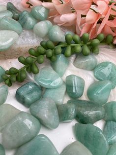 Teal-Green-Aventurine-Tumble-Crystal Green Crystals For Healing, Green Natural Stones Crystals For Healing, Green Spiritual Healing Crystals, Letting Go Friendship, Meditative Space, Crystal Identification, Pretty Crystals, Crystal Healing Chart, Tumbled Crystals