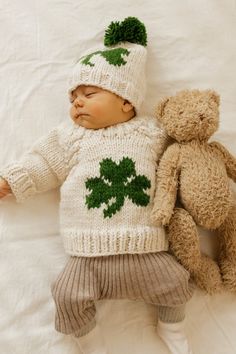 Let 'em be a little leprechaun in this cozy, shamrock-adorned sweater! This long sleeve crew neck knit is perfect for keeping your little one feeling snuggly and looking sweet as a clover! Details: Material: 6 0% Acrylic 40% Recycled Polyester Color: Available in Shamrock Fit: Long Sleeve Crew Neck Sweater Knotted Beanie, Neutral Sweaters, Smoothie Makers, Felt Bunny, Teether Toys, Tie Headband, Polyester Yarn, Toddler Tees, Pom Beanie