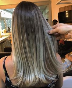 Bayalage On Dark Hair, Sombre Hair Blonde, Bayalage Dark Hair, Sombre Hair, Balayage Long Hair, Hair Diffuser, Blond Balayage, Hair Color Options, Brunette Hair With Highlights