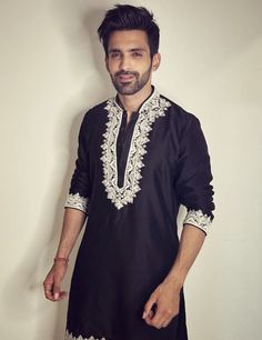 Arijit Taneja, Arjit Taneja, Wedding Dress Men, Photography Poses For Men, Wedding Suits Men, Kurta Designs, Embroidery Inspiration, Poses For Men