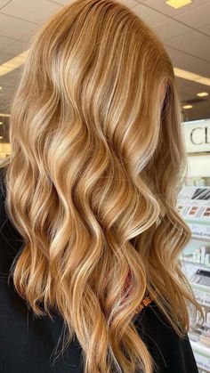 How To Make Your Hair Blonde, Strawberry Honey Blonde Hair, Golden Hair With Highlights, Golden Hair Color Honey, Warm Honey Blonde Highlights, Honey Blonde With Highlights, Warm Blonde Hair Color, Honey Golden Blonde Hair, Golden Honey Blonde Hair