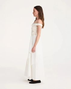 FINAL SALE The Folded Cotton Skirt in Optic White by Rohe is a full length, cotton poplin skirt featuring a font silt and folded front detail. 100% Cotton #412-32-044 Folded Skirt, Poplin Skirt, Frank & Eileen, A Font, Denim Accessories, Knitted Top, Boot Pumps, Cotton Skirt, Summer Accessories