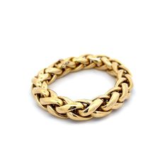 Crafted from radiant 18 karat yellow gold, this bracelet features a unique giant wheat chain design that will add sophistication to any look. The high polished yellow gold exudes a luminous shine, making this piece truly eye-catching. While there is a slight denting present, it only adds to the character and individuality of this one-of-a-kind bracelet. With a double safety clasp, you can wear this bracelet with confidence and ease. Elevate any look with this modern and stylish bracelet, perfect for any occasion. Luxury Yellow Gold Cable Chain Bracelet, Formal Gold Bracelet With Wheat Chain, Classic Gold Chain Bracelet With Wheat Chain, Yellow Gold Link Bracelet With Wheat Chain, Classic Gold Wheat Chain Bracelet, Elegant Yellow Gold Wheat Chain Bracelet, Formal Yellow Gold Bracelet With Wheat Chain, Classic Formal Wheat Chain Bracelet, Elegant Wheat Chain Bracelet For Formal Occasions