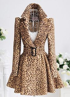 :) FAB! Animal Print Fashion, Elegante Casual, Print Coat, Elegantes Outfit, Looks Chic, 여자 패션, Mode Style, Cheetah Print, Moda Casual