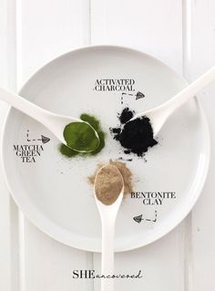 The Pinterest 100: Taking care of your skin is the new makeup. Charcoal Face Mask, Green Tea Mask, Diy Kosmetik, Face Mask Recipe, Body Creams, Spa Water, Charcoal Mask, Bentonite Clay, Mascara Facial