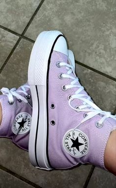 Converse Light Purple, Light Purple Platform Converse, Cute Shoes Sneakers Converse, Converse To Get, Dalmatian Converse, Platform Converse Colors, Lavender Platform Converse, Cute Converse Platform, Cute High Top Converse