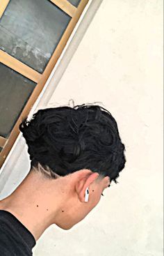 Fade Haircut Curly Hair, Half Dyed Hair, Edgars Haircut, Man Bun Hairstyles, Taper Fade Haircut, Fade Designs, Faded Hair