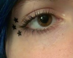 Star Eyeliner, Funky Makeup, Coraline Jones, Cute Eye Makeup, Star Makeup, Smink Inspiration, Astral Projection