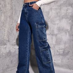 Elevate Your Style With These High Waisted Straight Leg Cargo Jeans. Dark Wash Colour Womens Fashion Jeans, Moda Jeans, Jeans Cargo, Denim Patterns, Work Wear Women, Straight Leg Trousers, Cargo Jeans, Type Of Pants, Denim Trousers