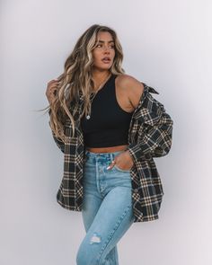 Looks Country, Plaid Shacket, Gold Coin, Knit Crop Top, Outfit Inspo Fall, Cute Simple Outfits, Knit Crop, Fall Winter Outfits, White Plaid