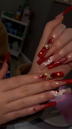 Simple Red Quince Nails, Red Nails For Quinceanera Long, Quince Nails Red And Gold Charro, Quince Red Nails Acrylic, Quince Nails Red And Gold Long, Latina Nails Red, Ford Nails