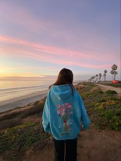 Dandy Sweatshirt, Beach Waves Aesthetic, Cute Outfits For Winter, Dandy Worldwide, Waves Aesthetic, Winter Warm Outfits, Outfits For Winter, Pretty Skies, Aesthetic Pretty