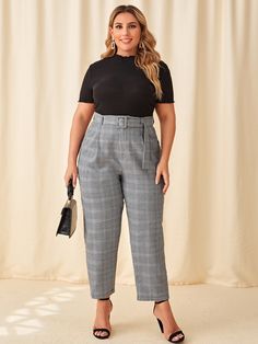 Trendy Business Casual Plus Size, Business Wear Plus Size, Work Fits Plus Size, Plus Size Sophisticated Outfits, Pants Plus Size, Plus Size Casual Pants, Corporate Fashion Plus Size, Corporate Attire Women Plus Size Business, Elegant Style Plus Size