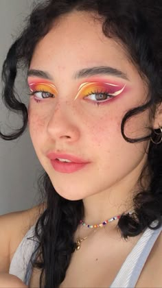 Artsy Makeup, Funky Makeup, Eyeliner Ideas, Bright Makeup, Ethereal Makeup, Dope Makeup