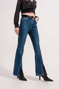 Maxi length. Jeans. Plain design. A-line cut. Flare. Casual. Basic. Slim fit. Five pockets. Seam details. Types Of Jeans, Jeans Casual, Flare Leg Jeans, Flared Jeans, Sheer Top, Jeans Flare, Split Hem, World Of Fashion, Jeans And Boots