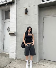 Japan Aesthetic Style, Jorts Korean Outfit, Shopping Outfit Ideas Summer, Japan Vacation Outfit Summer, Tokyo Fits Summer, Summer K Fashion, Acubi Style Summer, Outfit With Jorts Girl, Jorts Women Outfits