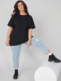 Plus Size Rolled Cuff Solid Tee Black Casual  Short Sleeve Fabric Plain  Slight Stretch Spring/Summer Women Plus Clothing, size features are:Bust: ,Length: ,Sleeve Length: Shein Basics, Casual Outfits Plus Size, Look Plus Size, Summer Plus Size, Look Plus, Plus Size Shirts, Plus Size T Shirts, We Wear, Black Casual