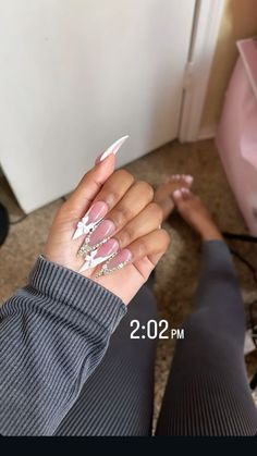 Medium Long Duck Nails, Long Duck Nails, Queen Nails, Purple Acrylic Nails, Long Acrylic Nail Designs, Duck Nails, Lavender Nails, Claw Nails