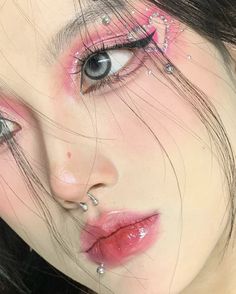 Svt Concert, Cute And Aesthetic, Inspo Makeup, Makeup For, Graphic Makeup, Ulzzang Makeup