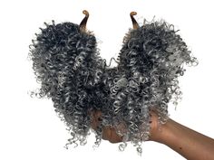 Finally!  A banana clip puff!  You will love this hair piece; it takes three seconds to put on and it looks amazing. Black Hair Natural, African American Hair, Natural Black Hair, Curly Hair Products, Black Hair Extensions, Banana Clip, Afro Puff, African American Hairstyles, Hair Natural