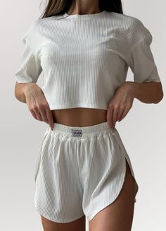 One Piece Pajama, Cropped Pajama Set, Cute Women Pajamas, Pajama Crop Top, Cute Cozy Outfits Lazy Days, Sleep Sets, Trendy High-waisted Pajama Shorts For Loungewear, Pjamamas Outfit, Womens Pajamas