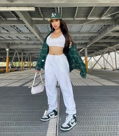 Dunk High Outfit, Baddie Glam, Trending Clothes, Cool Clothes, Outfits For Girls, Cool Outfit, My Mood