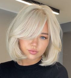 Platinum Blonde Bobs, Blonde Hair And Blue Eyes, Blonde Bob Haircut, Short Bobs, Dark Brunette Hair, Hair Flip, Short Bob Haircuts, Platinum Blonde Hair