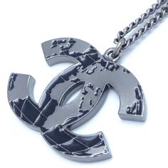 Used Chanel Coco Mark Necklace World Map A13k Metal 292081 (Sku: Gzl135c2) === General === Brand : Chanel === Design === Necklace Type : Necklace Gender : Women Material : Metal Color : Silver, White === Size === Neck Circumference : 42.5 Cm - 61 Cm / 16.73'' - 24.01'' === Included Items === Accessories : None Accessories Notice : Before Purchasing, Please Refer To The Images Of The Accessories Included With The Item. === Condition === Condition : Used (Very Good) Ranking : Rank A Used - A Few T Mark Metal, World Map Design, Chanel Necklace, Fashion Enthusiast, Metal Necklace, Map Design, Metal Necklaces, Fendi Bags, Burberry Bag