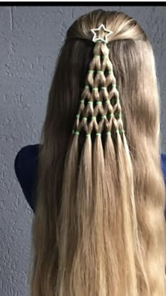 Bohemian Crochet Hair, Kid Hair, Crazy Hair Day, Christmas Hairstyles, Holiday Hairstyles, Crazy Hair Days, Christmas Hair, Christmas Style, Long Blonde