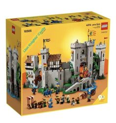 the lego castle set is in its box