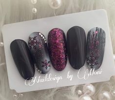 Chrome Xmas Nails, Christmas Bauble Nail Art, Dark Marble Nails, Taupe Nails, Boho Nails, Winter Manicure, Gothic Nails