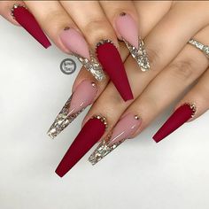 Diy Valentine's Nails, Cute Red Nails, Red And Gold Nails, Gold Acrylic Nails, Gold Glitter Nails, Classy Nail Designs, Long Acrylic, Summer Acrylic Nails, Crystal Nails