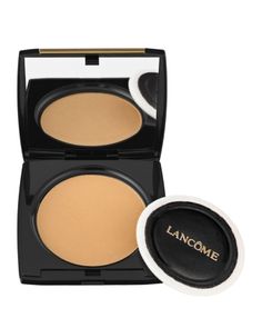 What It Is:A sheer to full-coverage, versatile, mattifying and long-lasting powder and foundation in one. What It Does:This versatile face powder is buildable, long-lasting and can be used wet or dry. It delivers sheer to full coverage. It's perfect for on-the-go touch-ups, covering flaws and imperfections, contouring and/or as a setting powder. It does not cake or dry out skin. Suitable for all skin types.How To Use It:- Dual Finish may be applied wet with a sponge, or dry with a makeup brush o Base Lancome, Full Coverage Powder Foundation, Best Powder Foundation, Lancome Foundation, Soft Natural Makeup, Pressed Powder Foundation, Best Powder, Matte Makeup, Perfect Complexion